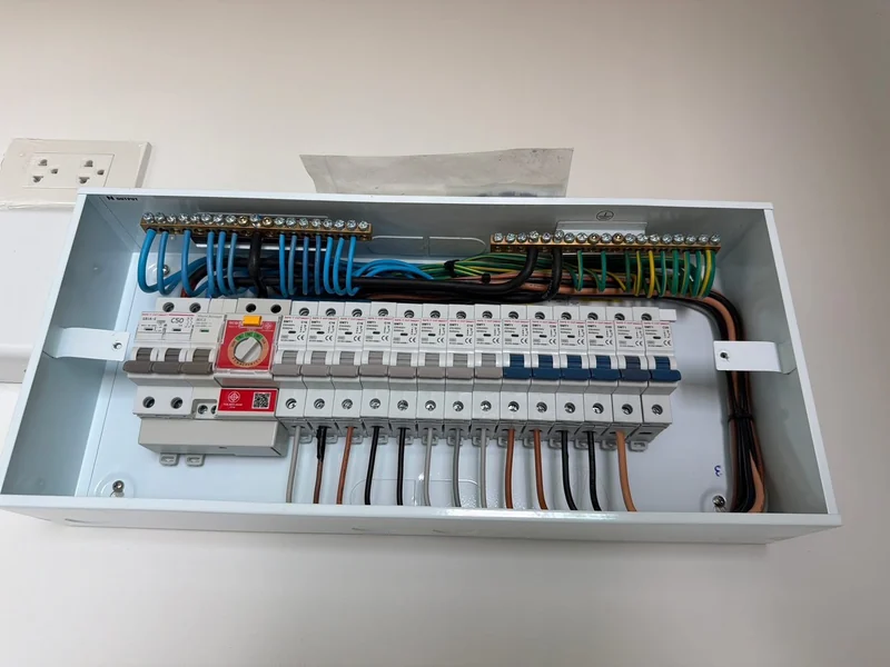 ตรวจตู้ควบคุมไฟฟ้า (Consumer Unit)